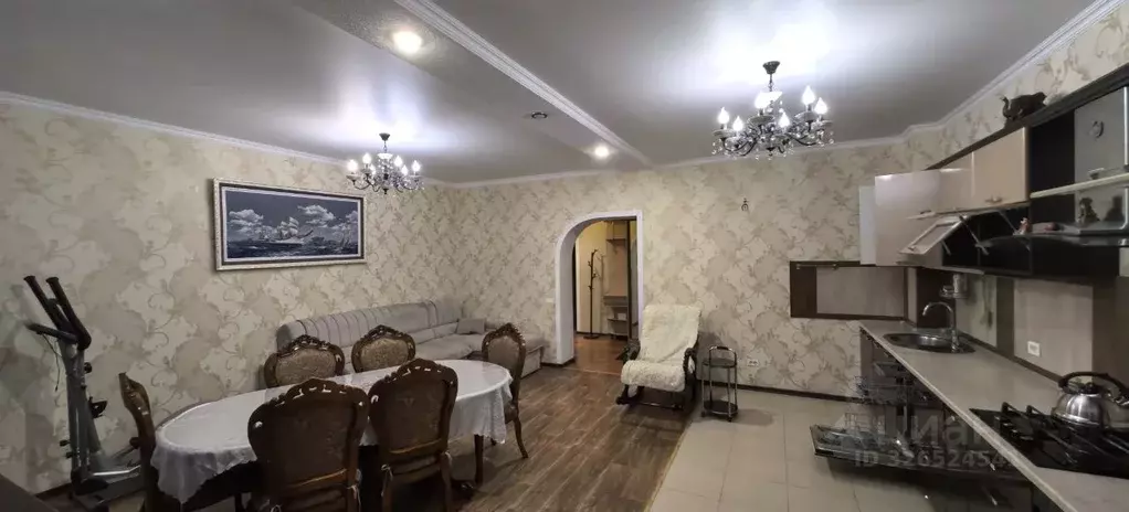 3-к кв. Татарстан, Нижнекамск просп. Химиков, 1А (84.0 м) - Фото 2