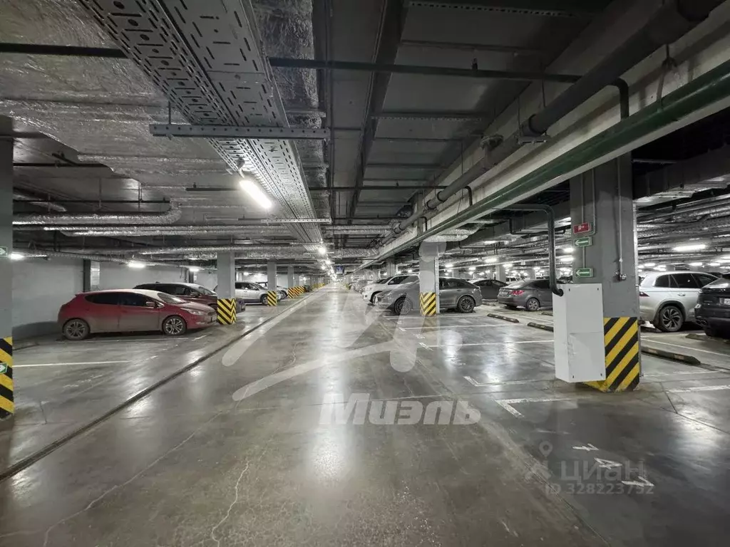 Гараж в Москва ул. Коминтерна, 15 (13 м) - Фото 1