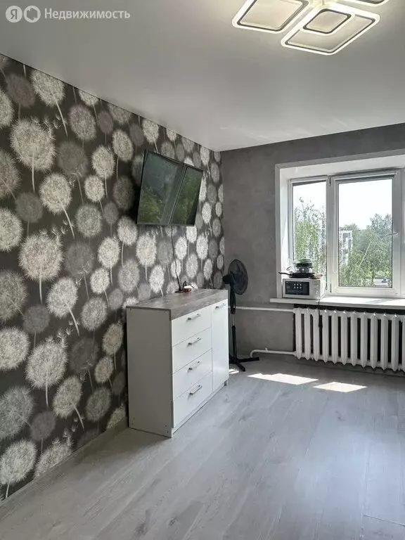 1к в 8-комнатной квартире (17.5 м) - Фото 1