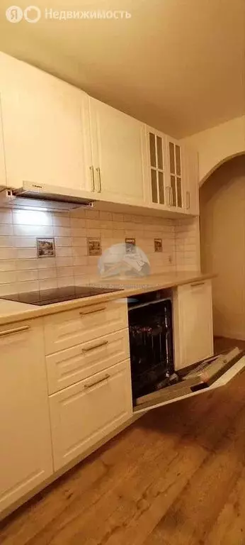 4-комнатная квартира: Великий Новгород, Нехинская улица, 28 (70.4 м) - Фото 2