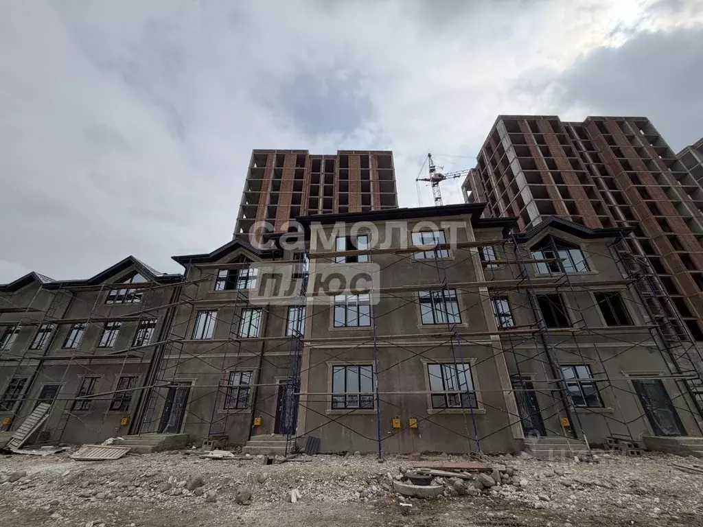 Таунхаус в Кабардино-Балкария, Нальчик ул. Атажукина, 107 (240 м) - Фото 1