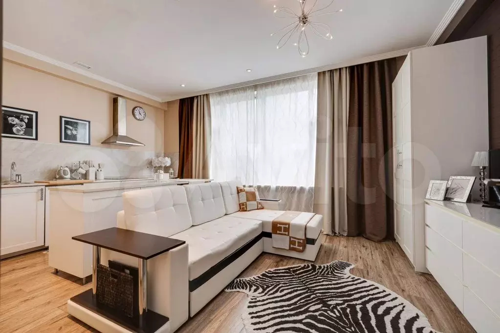 Апартаменты-студия, 40 м, 5/7 эт. - Фото 0