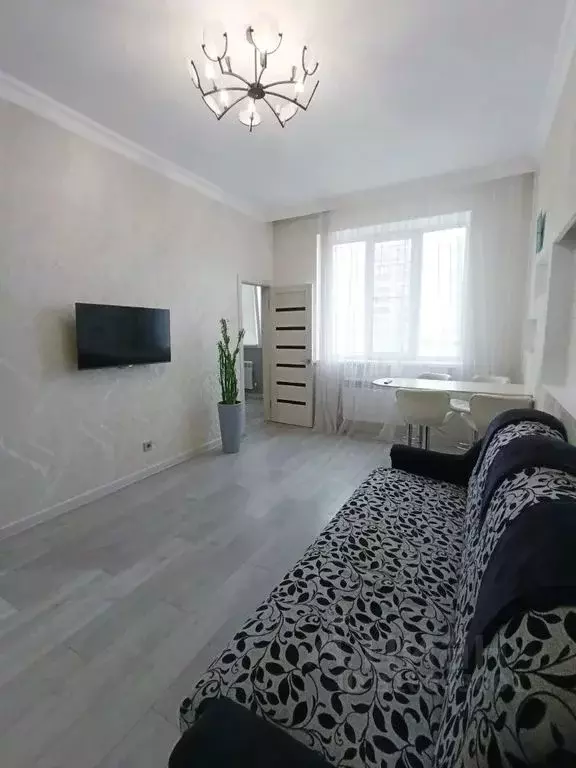 2-к кв. Дагестан, Каспийск просп. М. Омарова, 5 (48.0 м) - Фото 0