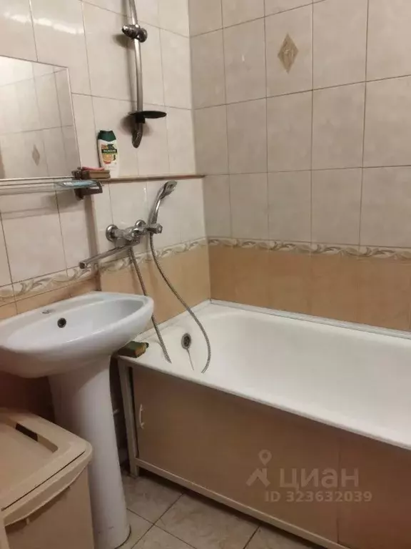 1-к кв. Свердловская область, Екатеринбург ул. Красных Командиров, 1А ... - Фото 1