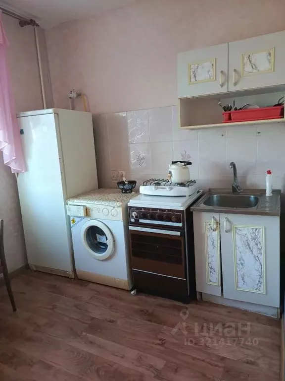 1-к кв. Брянская область, Брянск ул. Брянского Фронта, 10 (38.0 м) - Фото 1