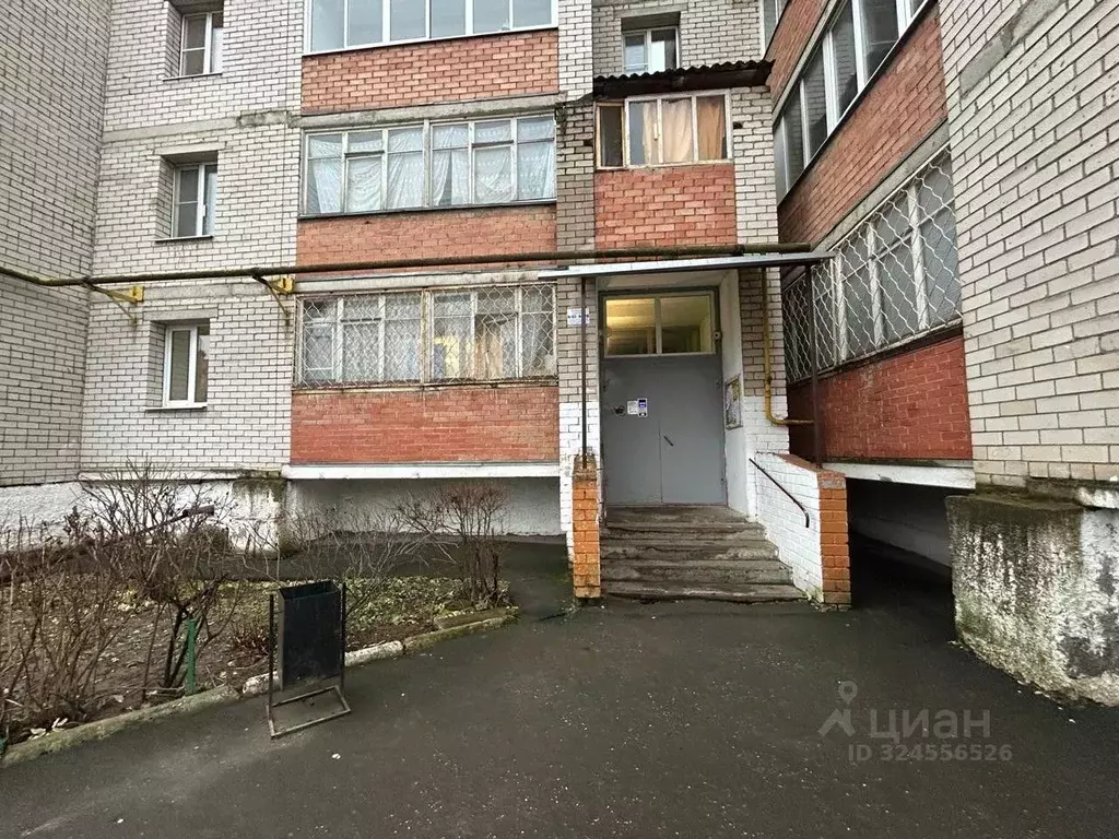 2-к кв. Владимирская область, Кольчугино ул. Максимова, 15 (56.7 м) - Фото 2