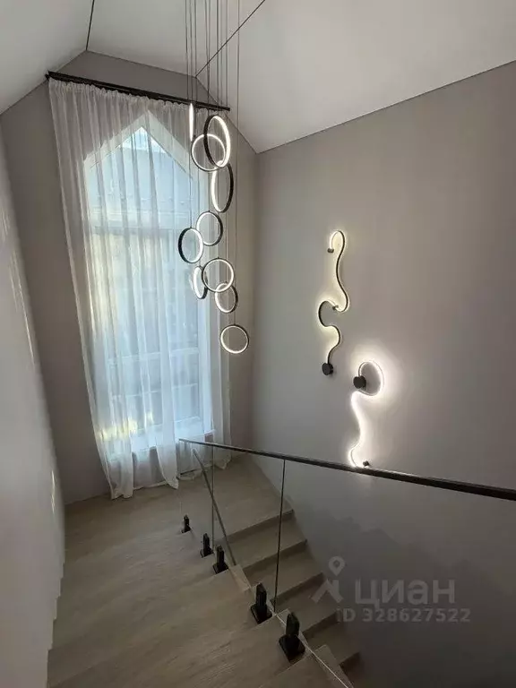 Коттедж, 225 м - Фото 1