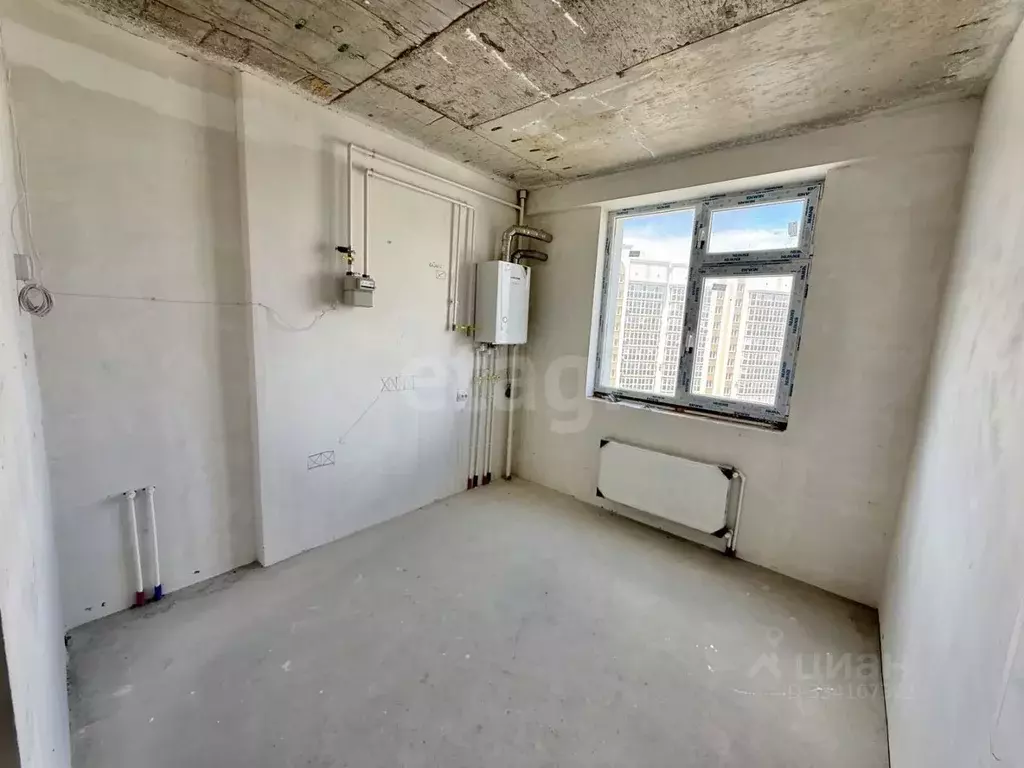 3-к кв. Крым, Симферополь ул. Батурина (75.1 м) - Фото 2