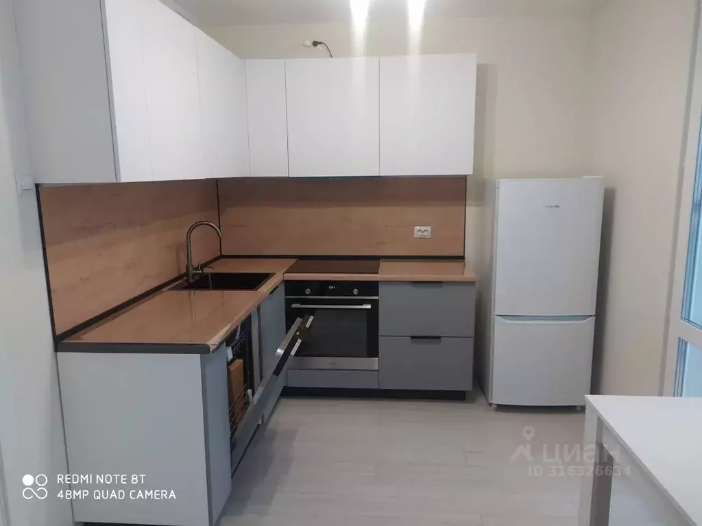 1-к кв. Татарстан, Казань ул. Александра Курынова, 5к2 (30.0 м) - Фото 1