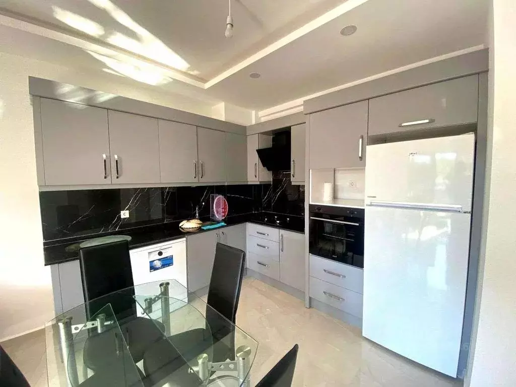 1-к кв. Краснодарский край, Сочи Новый Сочи мкр, ул. Пирогова, 40А ... - Фото 1