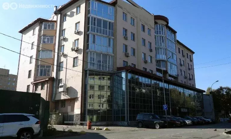 1-комнатная квартира: Тюмень, улица Володарского, 26 (68.9 м) - Фото 1