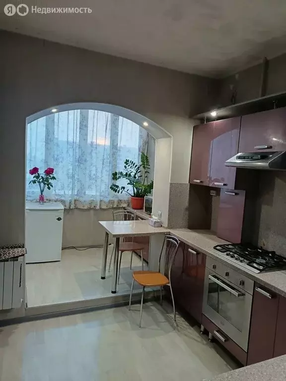 3-комнатная квартира: Якутск, улица Лермонтова, 56 (77 м) - Фото 0