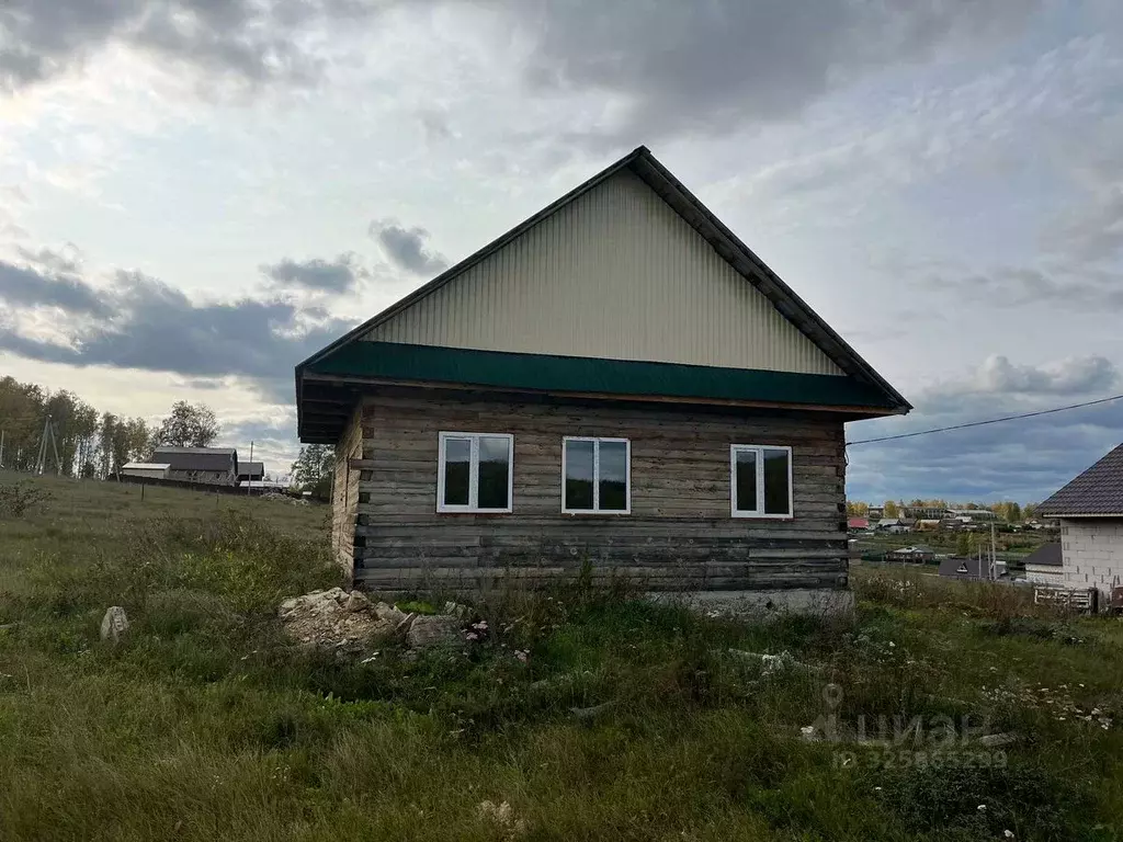 Дом в Башкортостан, Мечетлинский район, с. Большеустьикинское ул. 2-я ... - Фото 1