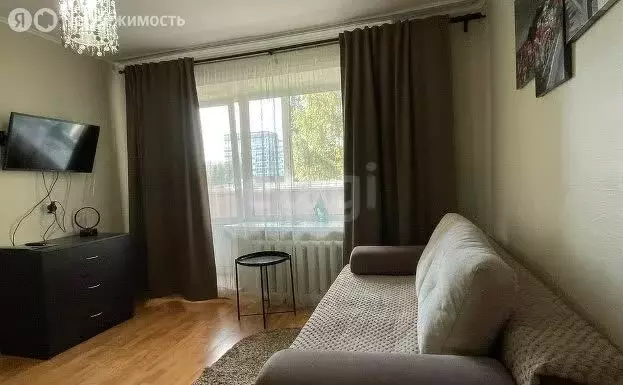 1-комнатная квартира: Горно-Алтайск, Коммунистический проспект, 24 (30 ... - Фото 0