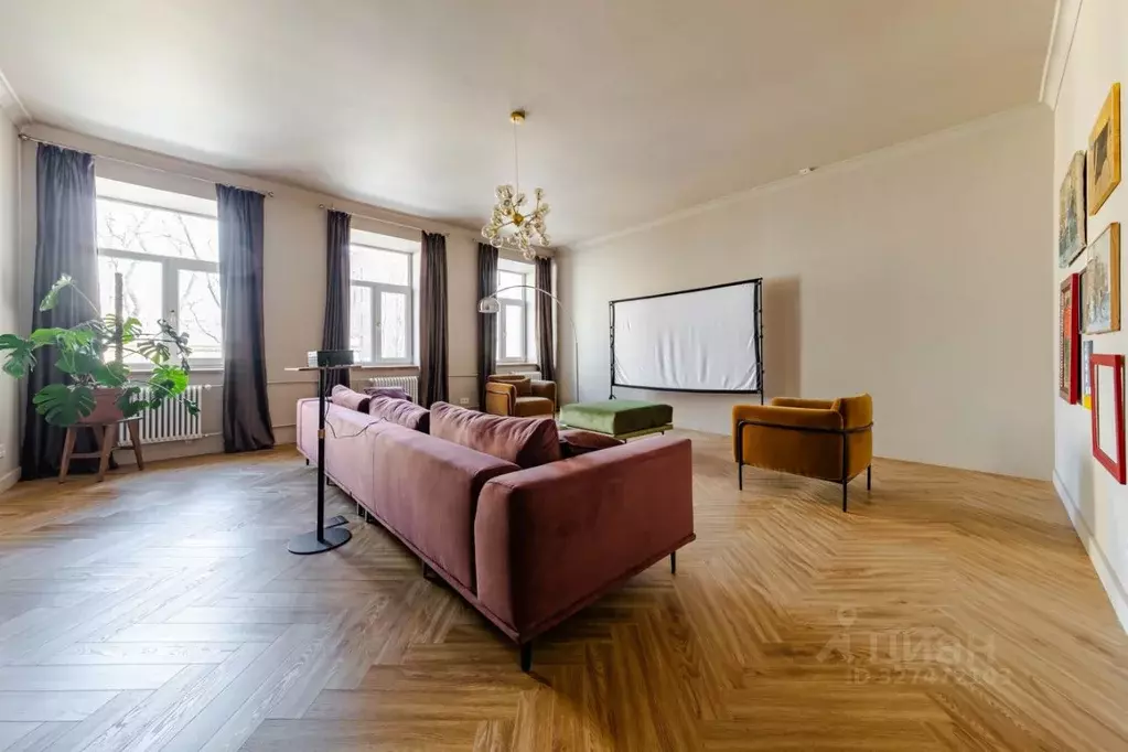 3-к кв. Санкт-Петербург 13-я Васильевского острова линия, 24 (150.0 м) - Фото 1