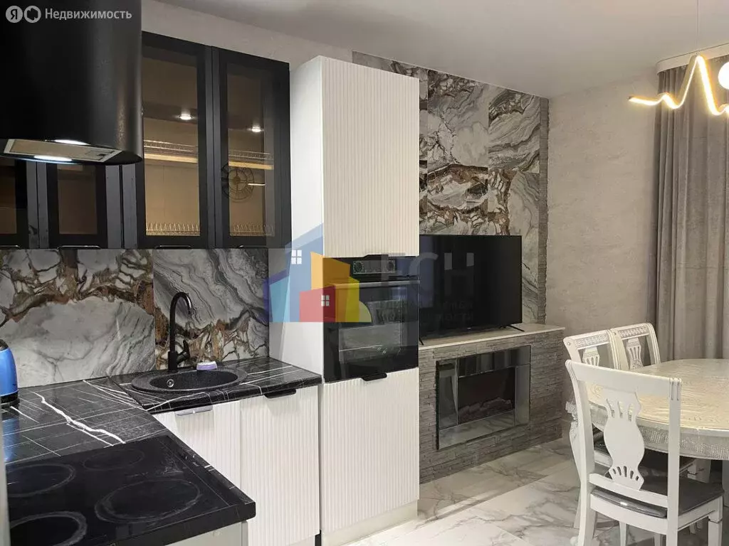 2-комнатная квартира: Тула, Новомосковская улица, 10Б (67 м) - Фото 1