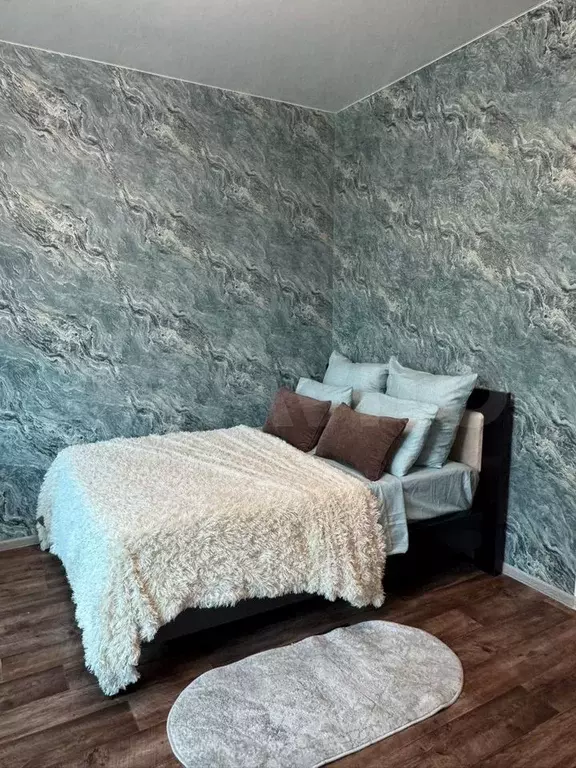 Комната 20 м в 3-к., 3/3 эт. - Фото 0