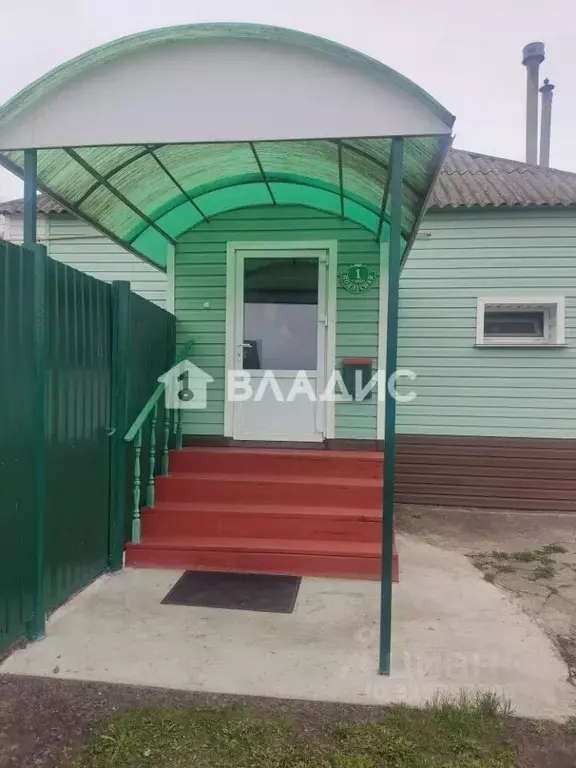 Дом в Белгородская область, Старооскольский городской округ, с. ... - Фото 1