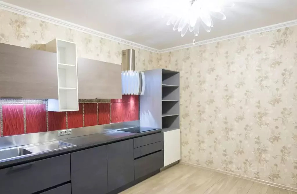 3-к кв. Башкортостан, Уфа ул. Братьев Кадомцевых, 12/2 (94.5 м) - Фото 1