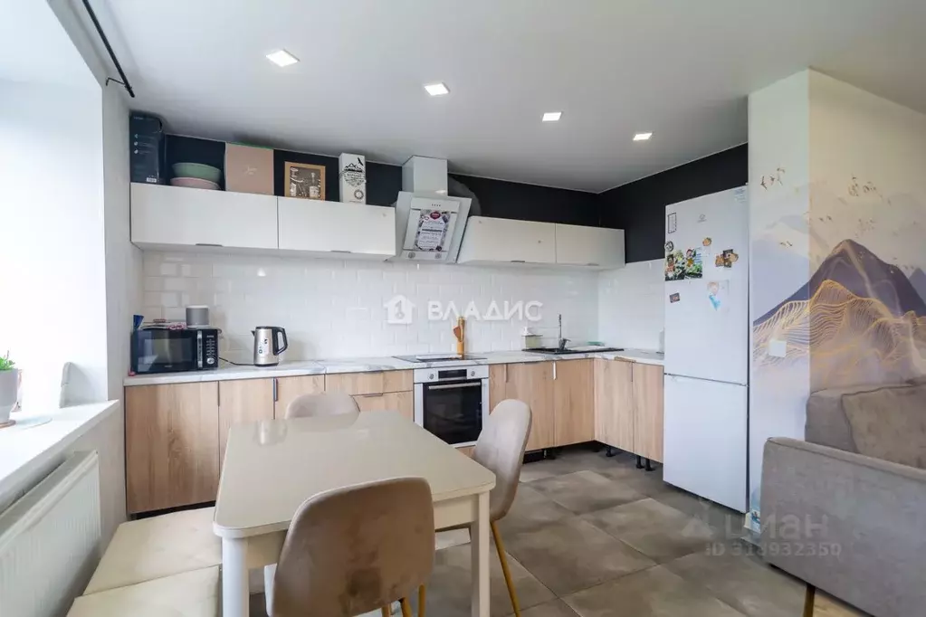 2-к кв. Карелия, Петрозаводск Пограничная ул., 56 (63.0 м) - Фото 1