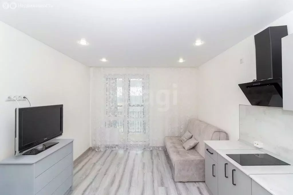 Квартира-студия: Тюмень, Интернациональная улица, 197Б (23.5 м) - Фото 2