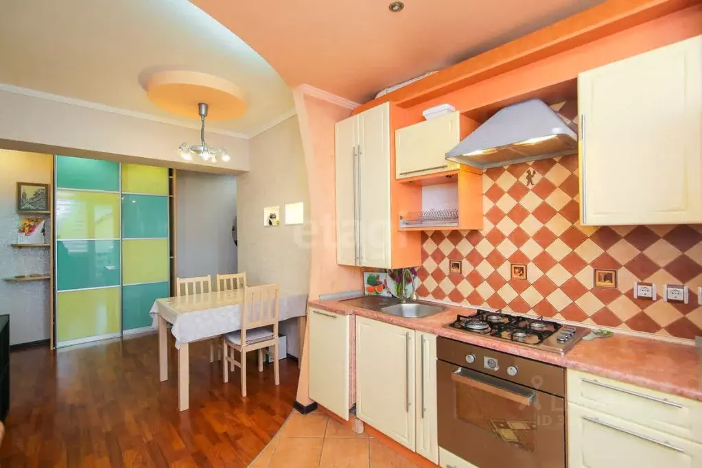 2-к кв. Калининградская область, Калининград ул. Вилория Бусловского, ... - Фото 2