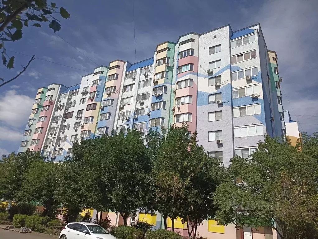 2-к кв. Астраханская область, Астрахань ул. Космонавтов, 18к1 (89.5 м) - Фото 0