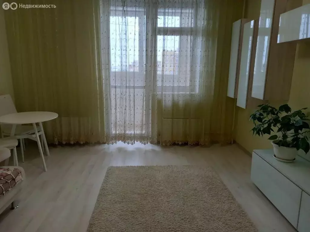 1-комнатная квартира: Тюмень, улица Газовиков, 41 (49.3 м) - Фото 1