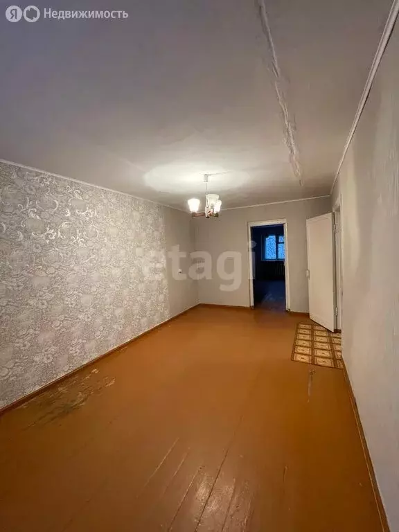 2-комнатная квартира: Златоуст, улица имени В.П. Чкалова, 5 (45.8 м) - Фото 1