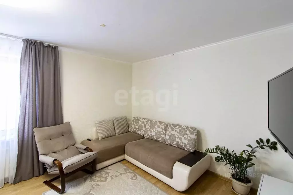 2-к кв. Тюменская область, Тюмень ул. Ю.-Р.Г. Эрвье, 30к4 (59.6 м) - Фото 1