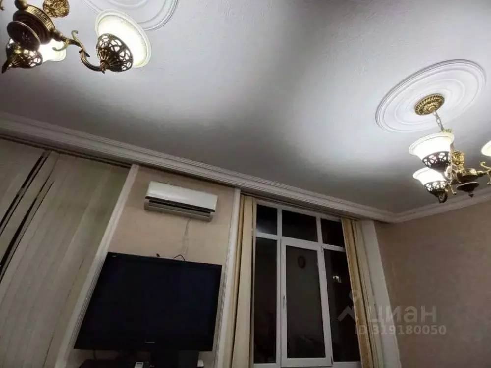 2-к кв. Ставропольский край, Пятигорск ул. Орджоникидзе, 3 (36.0 м) - Фото 1
