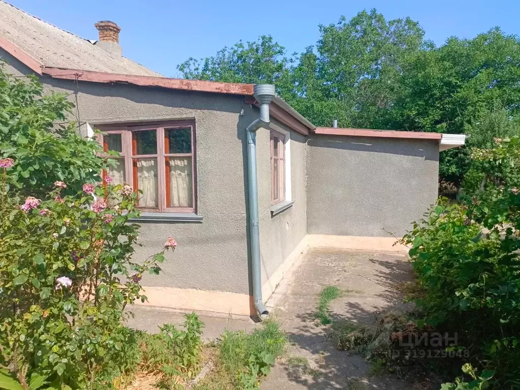Дом в Крым, Кировский район, с. Приветное ул. Пушкина, 29 (71 м) - Фото 0
