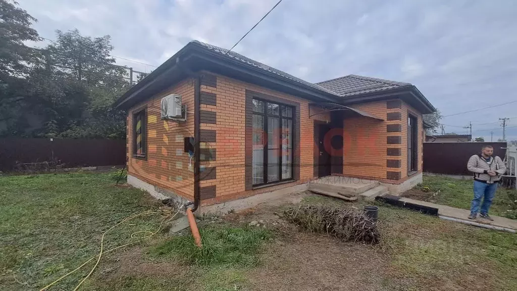 Дом в Ростовская область, Батайск ул. Шмидта, 92 (95 м) - Фото 1