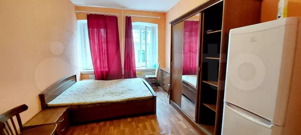 Комната 16 м в 5-к., 5/5 эт. - Фото 0