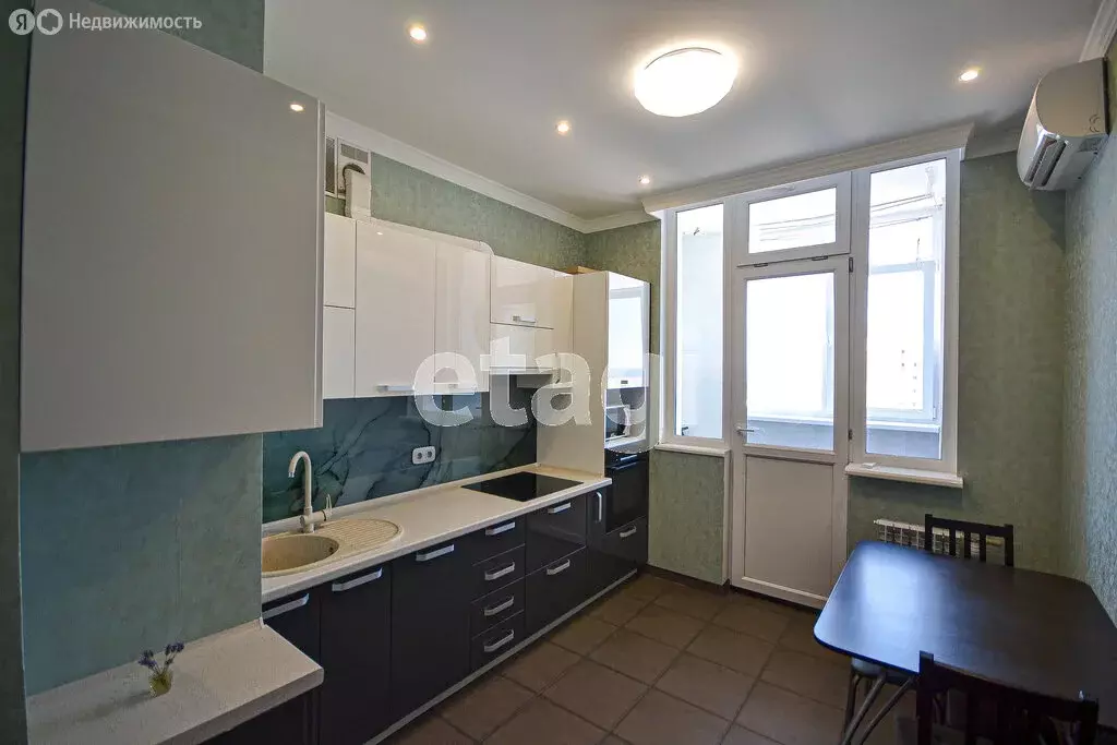 3-комнатная квартира: Севастополь, Парковая улица, 14к1 (83.3 м) - Фото 2