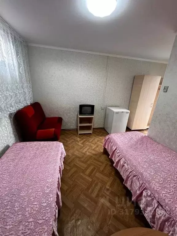 Комната Оренбургская область, Соль-Илецк ул. Цвиллинга, 80 - Фото 0