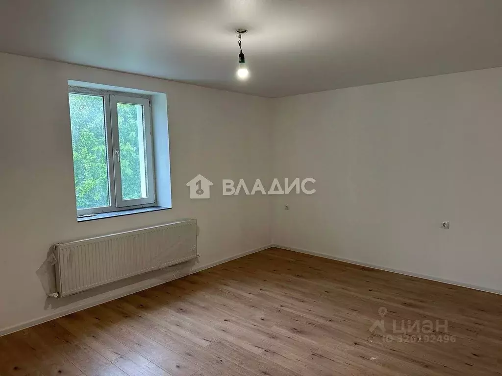 Дом в Крым, Симферопольский район, Добровское с/пос, с. Пионерское ул. ... - Фото 2