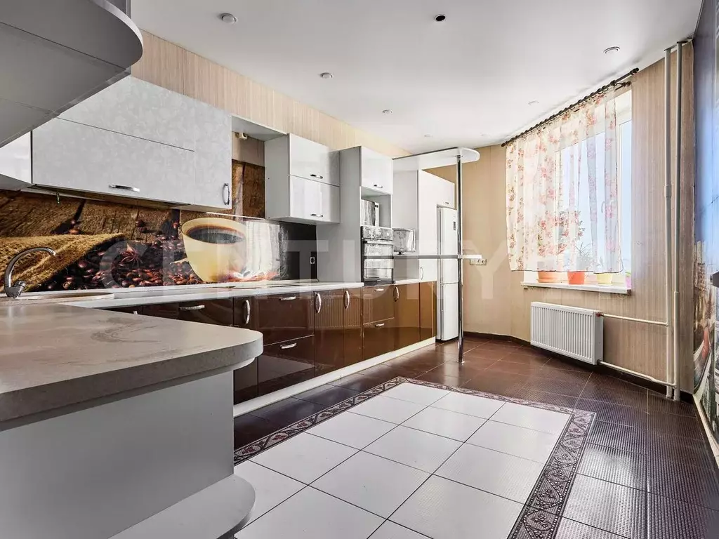 3-к кв. Санкт-Петербург ул. Ворошилова, 25к1 (91.7 м) - Фото 1