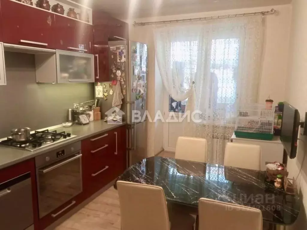 2-к кв. Смоленская область, Смоленск ул. Гарабурды, 25а (65.0 м) - Фото 0