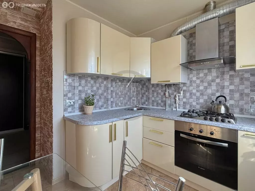 3-комнатная квартира: Калуга, улица Добровольского, 28 (58.5 м) - Фото 2