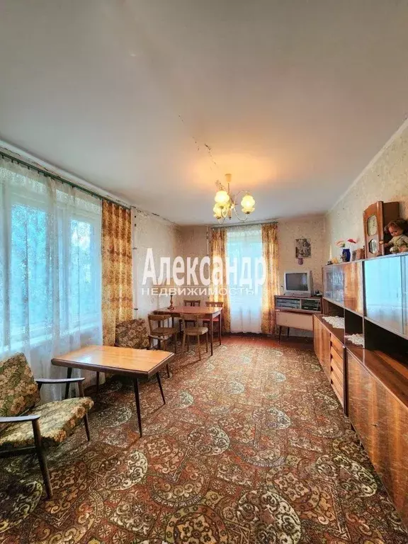 3-к кв. Ленинградская область, Кириши Советская ул., 12 (66.5 м) - Фото 1