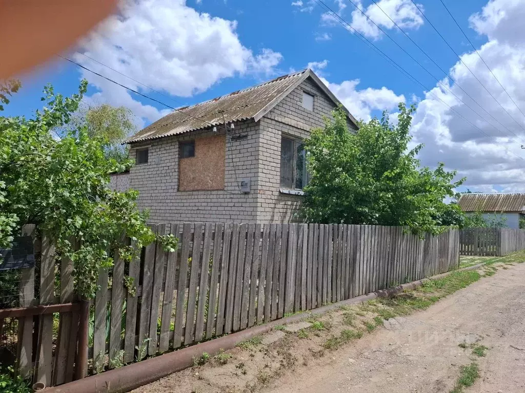 Дом в Волгоградская область, Волгоград Горчичник СНТ, ул. Виноградная ... - Фото 1