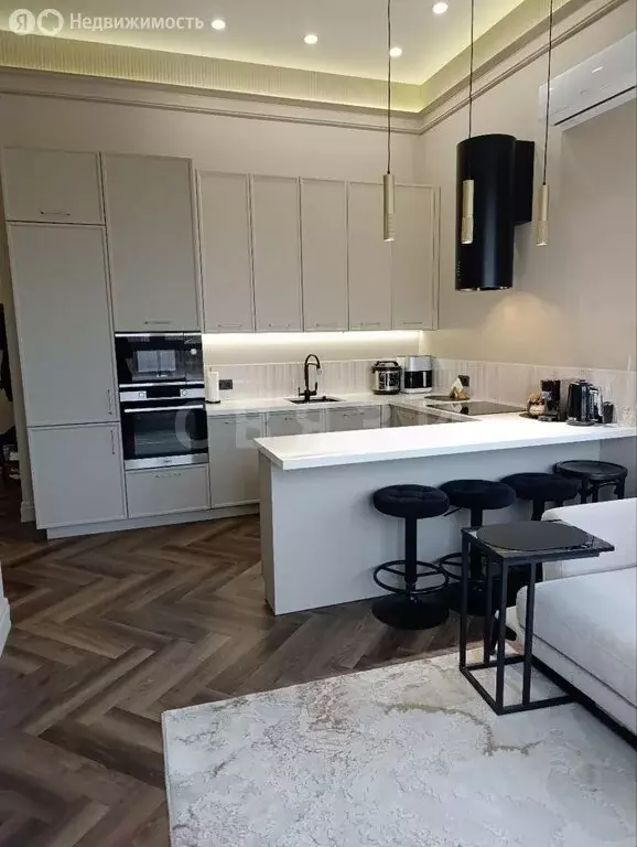 Квартира-студия: Дударева, улица Сергея Джанбровского, 6 (53 м) - Фото 1