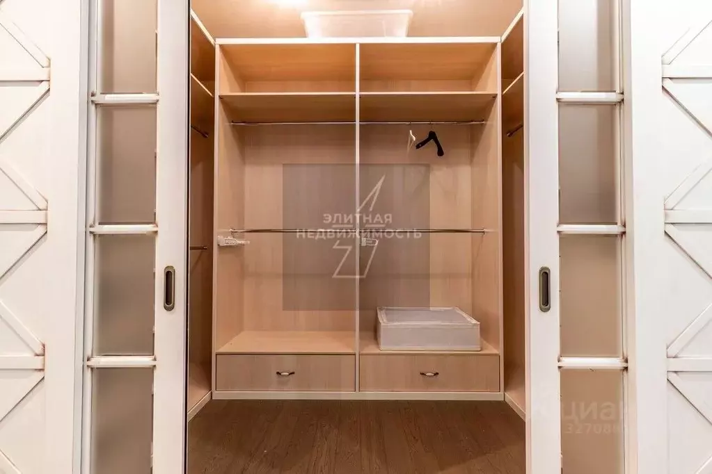 3-к кв. Санкт-Петербург Парашютная ул., 25к1 (90.0 м) - Фото 1