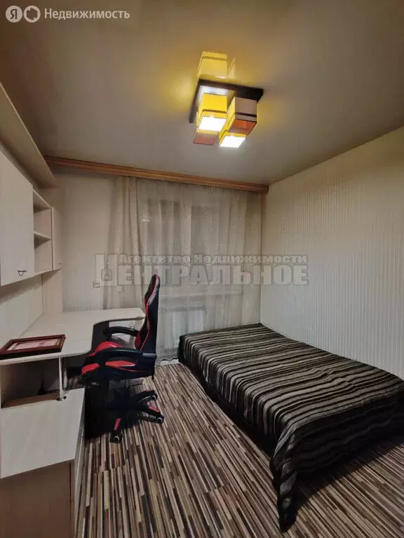 3-комнатная квартира: Смоленск, улица Строгань, 3 (62.3 м) - Фото 1