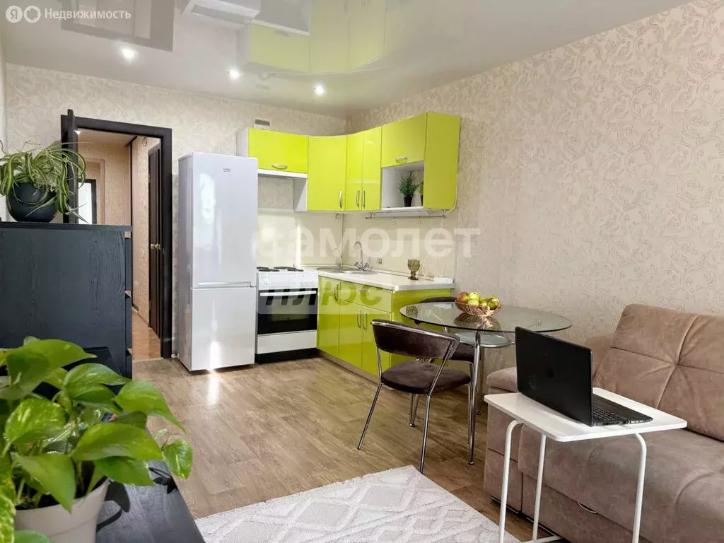 Квартира-студия: Киров, Луговой переулок, 1 (28.4 м) - Фото 0