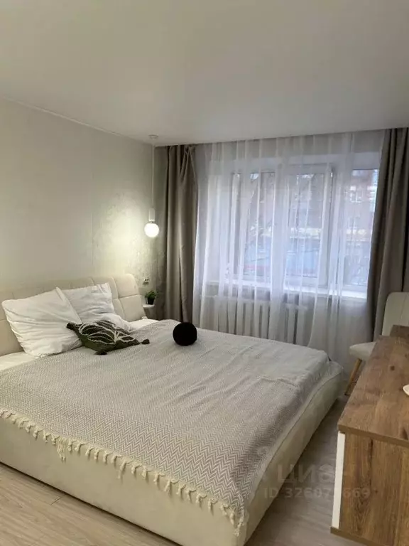 1-к кв. Омская область, Омск Заозерный мкр, ул. Глинки, 3 (29.2 м) - Фото 1