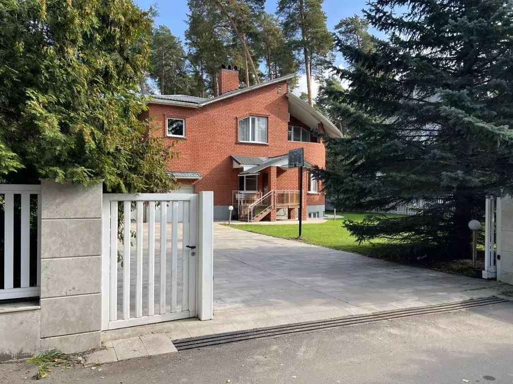 Коттедж в Московская область, Одинцовский городской округ, Красная ... - Фото 0