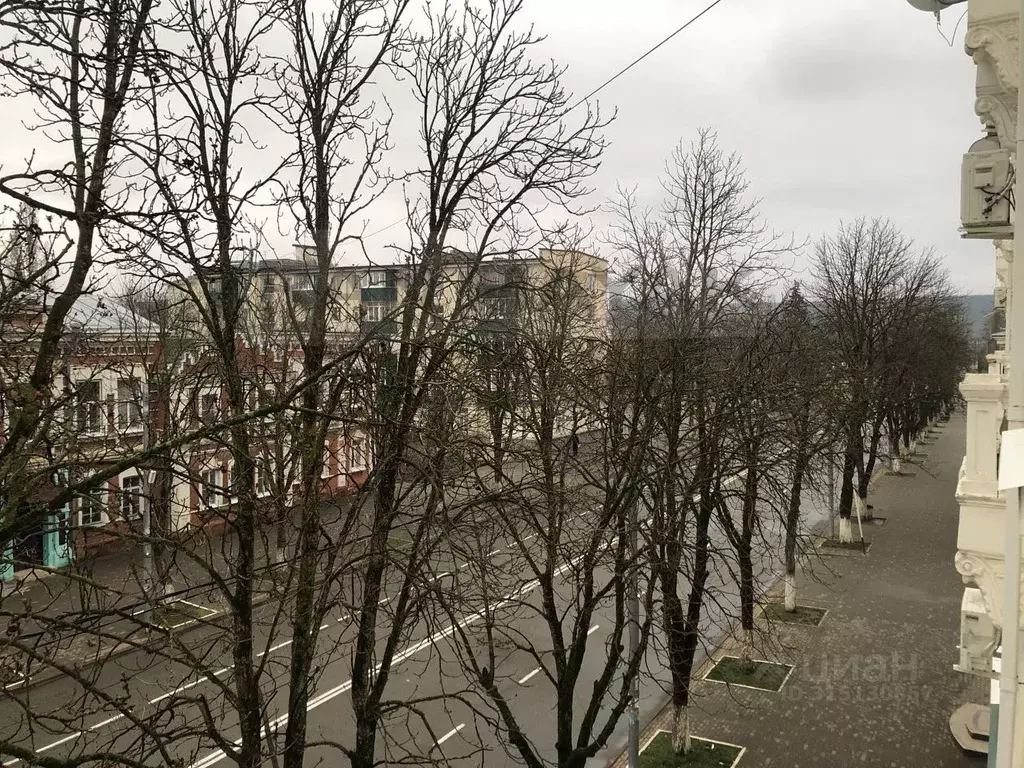2-к кв. Адыгея, Майкоп Краснооктябрьская ул., 3 (50.8 м) - Фото 1