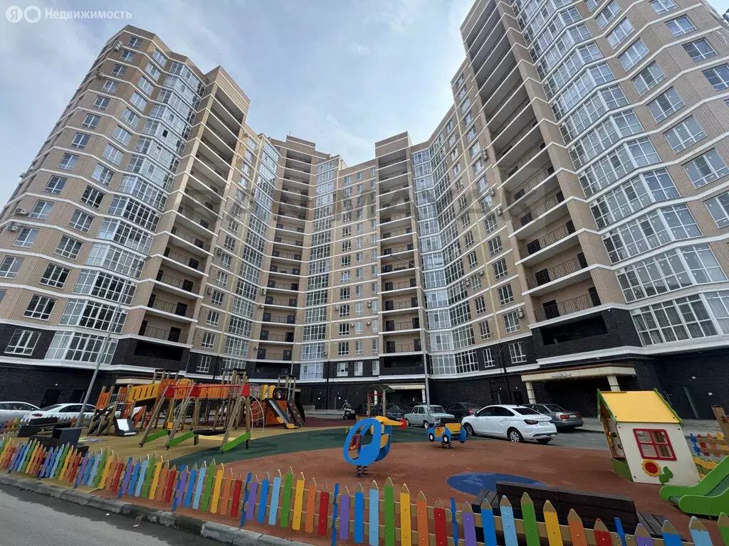 2-комнатная квартира: Майкоп, улица Пирогова, 4 (62.2 м) - Фото 1